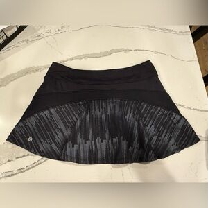 lululemon athletica Black Ace Skirt size 8
